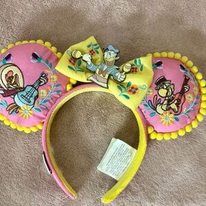 Donald Duck Minnie ears